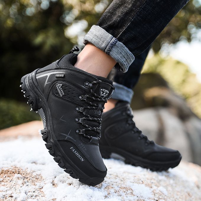 street style sneakers 2020