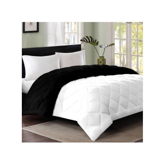 product_image_name-Generic-White And Black Duvet, Bedsheet With Four Pillowcases-1