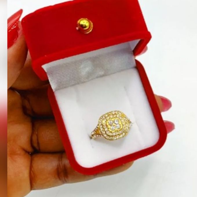 Quality Engagement Ring in Ikotun/Igando - Wedding Wear & Accessories,  Subomi Adeniji