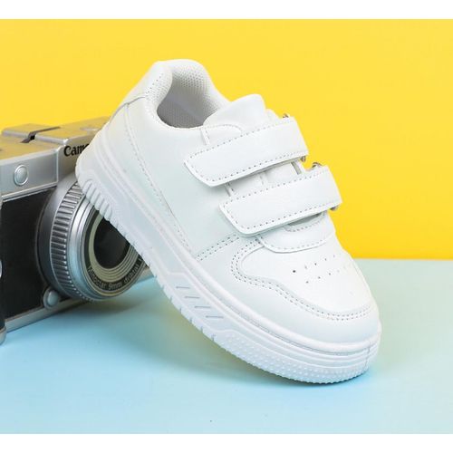 Boys Children sneakers