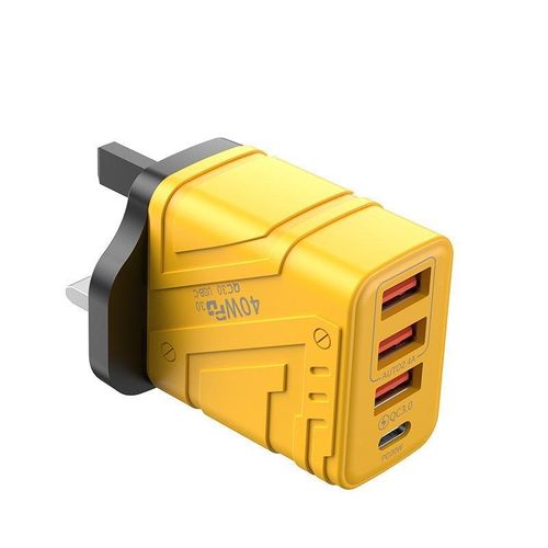 Customized British-style mech-themed mobile phone charger with multiple charging ports, USB fast charger, 5V 3A three-port, Android charging head