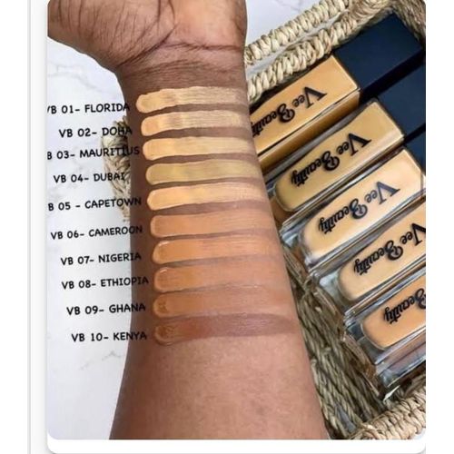 Second skin Josephine foundation, long wear foundation