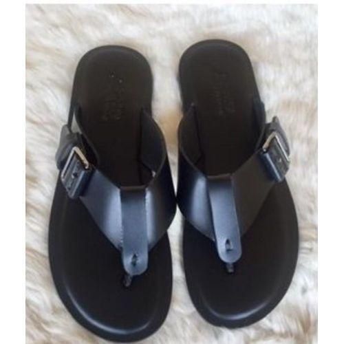 T-Shaped Unique Palm Slippers With Buckle - Black