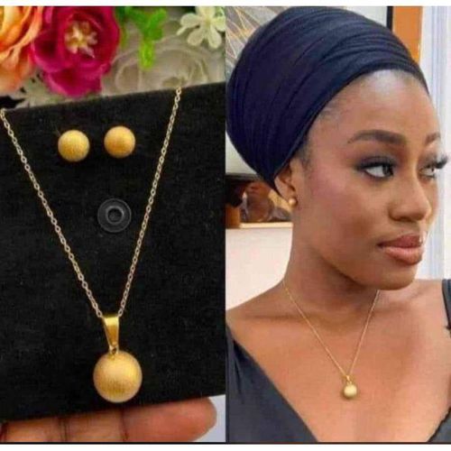 GOLD TINY NECKLACE AND EARRINGS STUD JEWELRY SET
