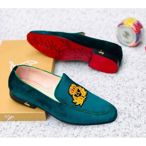 Slip-on loafer design with a sleek, formal silhouette.