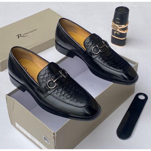 Men's Black Leather Loafers. Horsebit Formal & Corporate Shoes