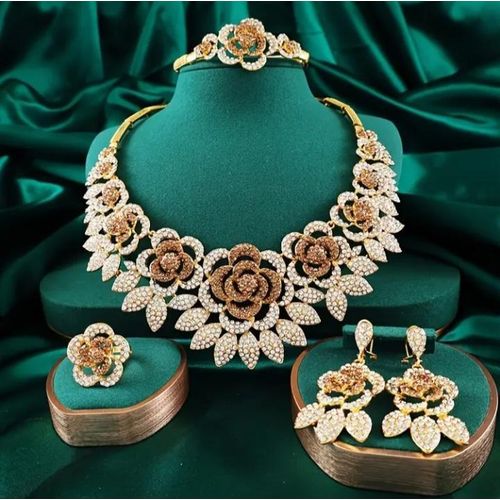 Classic Luxurious Wedding Set of Five with Rose Flowers,14k gold palate,luxury at its peak